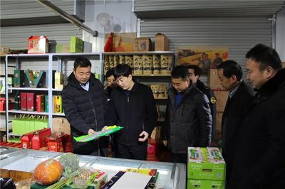 眉縣縣長葉盛強(qiáng)帶隊(duì)開展春節(jié)前肉制品及副產(chǎn)品加工食品安全專項(xiàng)檢查
