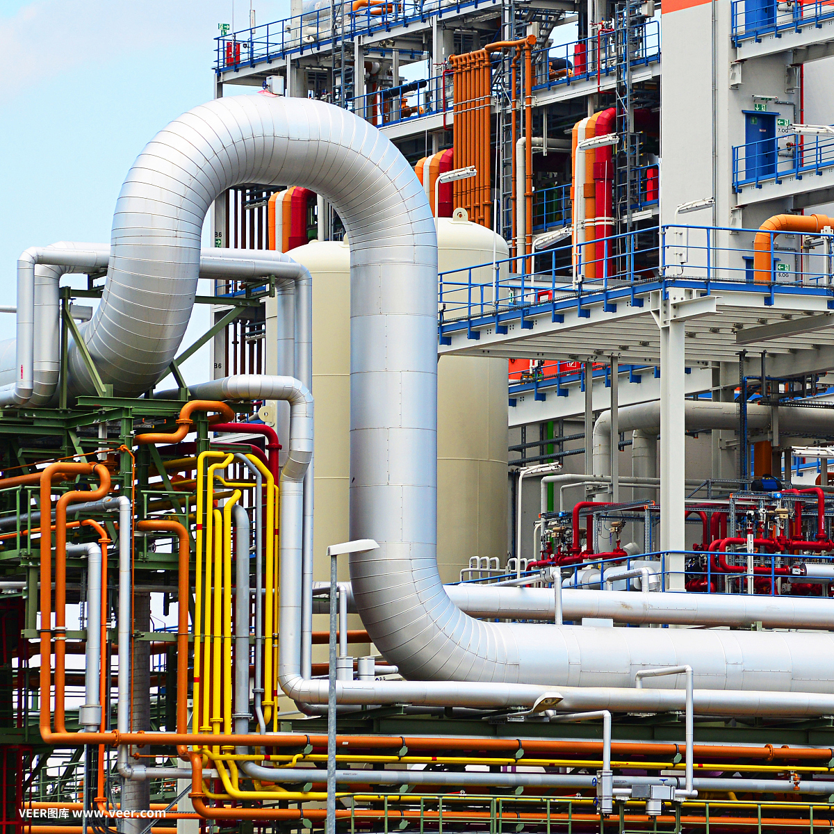 化學(xué)工業(yè)。制造化學(xué)產(chǎn)品的工廠。建筑和設(shè)備